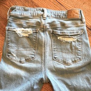 American eagle distress jeans